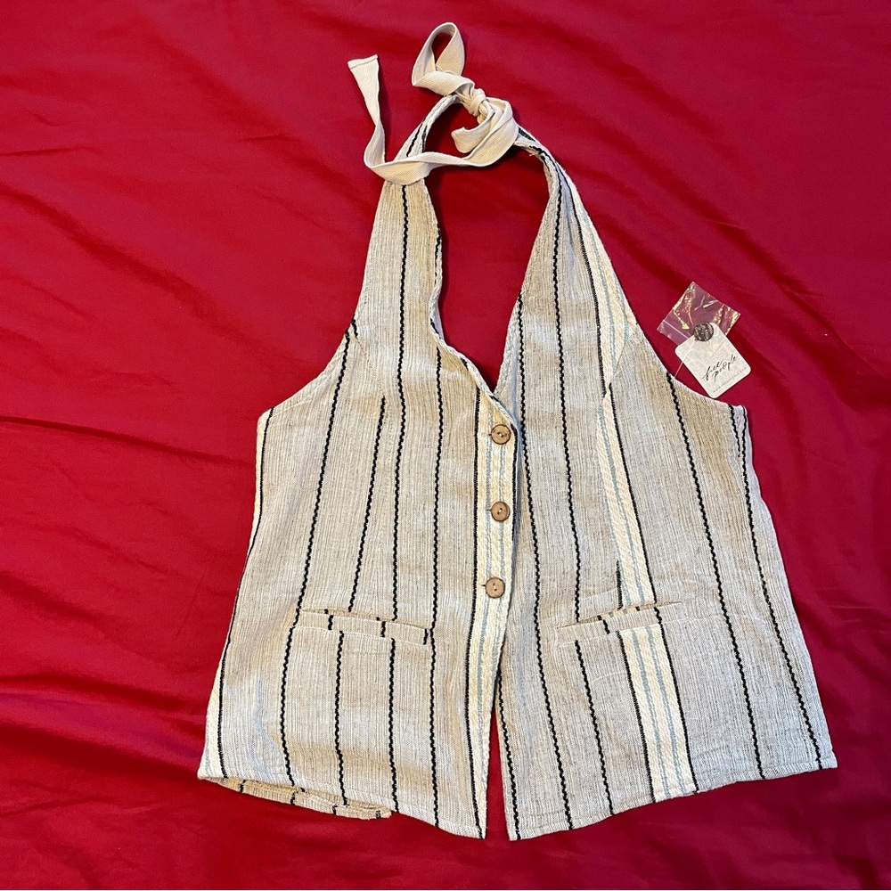 Free People tie back Halter Vest size medium NWT